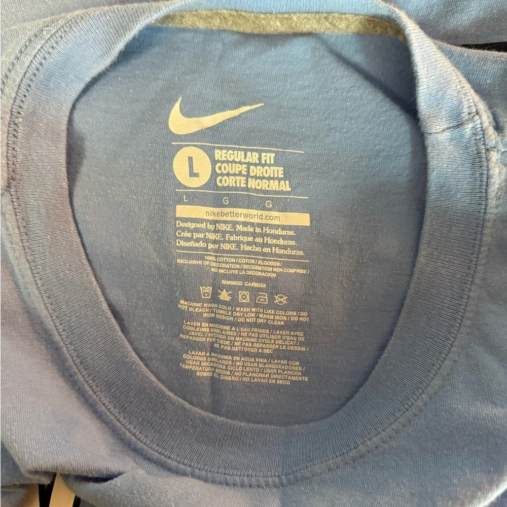 Nike UNC Michael Jordan Shirt Large